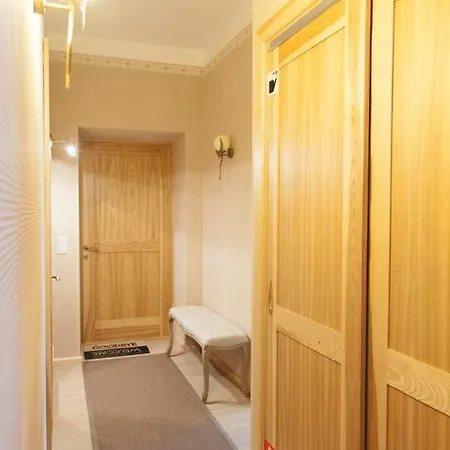 Lägenhet Luxurious On The In Historical Bathhouse Of E Racene